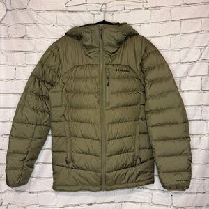 Columbia Men's Green Hooded Puffer Jacket